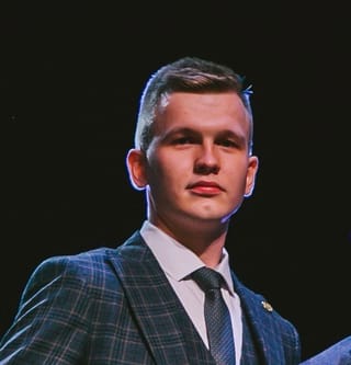 Евгений Волков